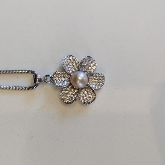 Sterling silver Plumeria Necklace with Fresh water pearl - Picture 3 of 5